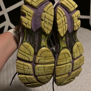 ASICS Women's Gel-Kayano 19 Running Shoes - Gray and Purple